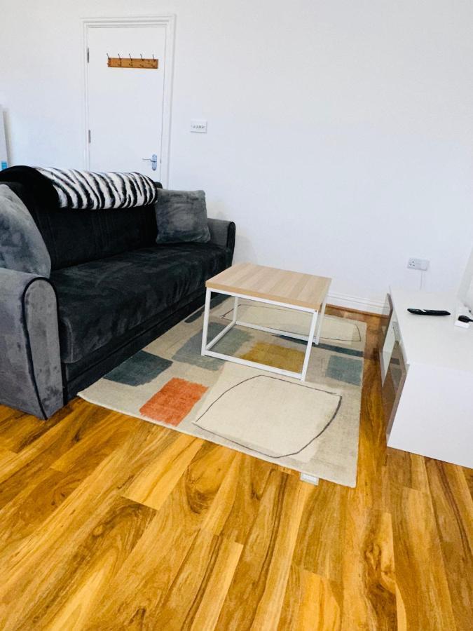 Newly Refurbished Two Bedrooms Flat St Leonards-on-Sea Esterno foto